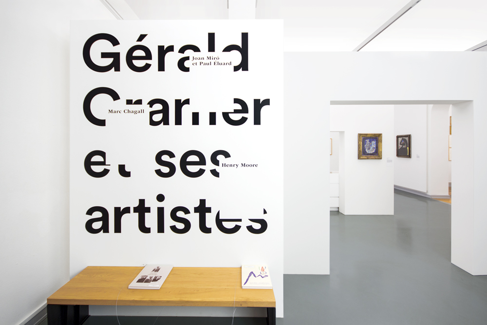 Habillage scénographique pour l'exposition Gérald Cramer et “ses” artistes. Cabinet d'arts graphiques, Musée d'Art et d'Histoire Genève 